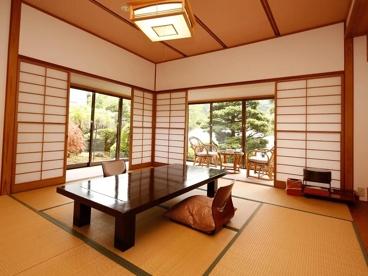 *** Ryokan 源泉掛け流しの宿albergo湯楽 Yugawara Japan
